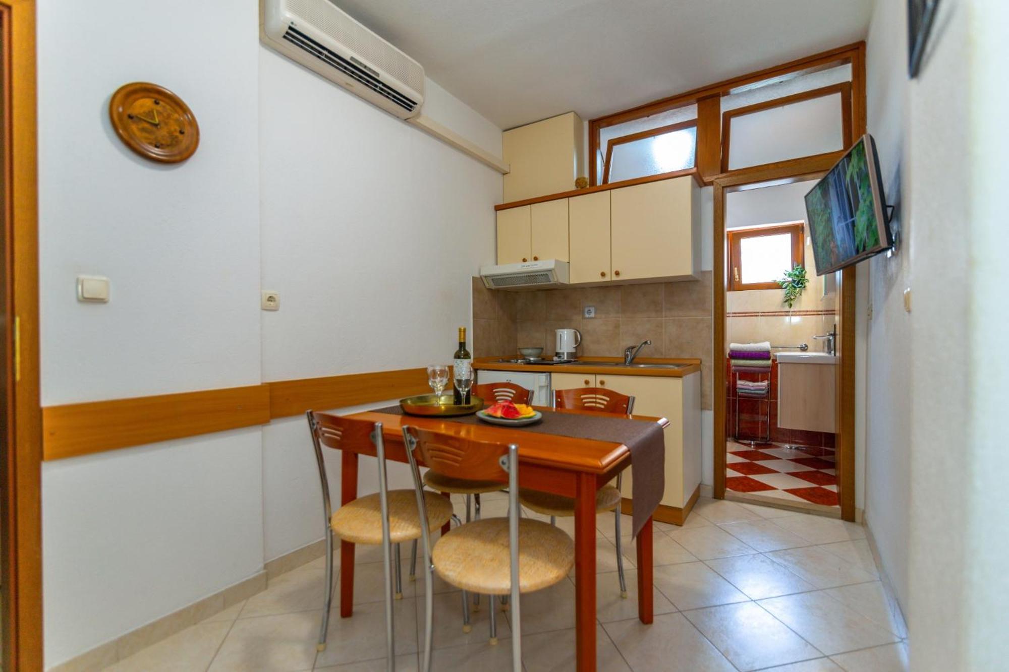 City Center Ana Apartments ماكارسكا المظهر الخارجي الصورة