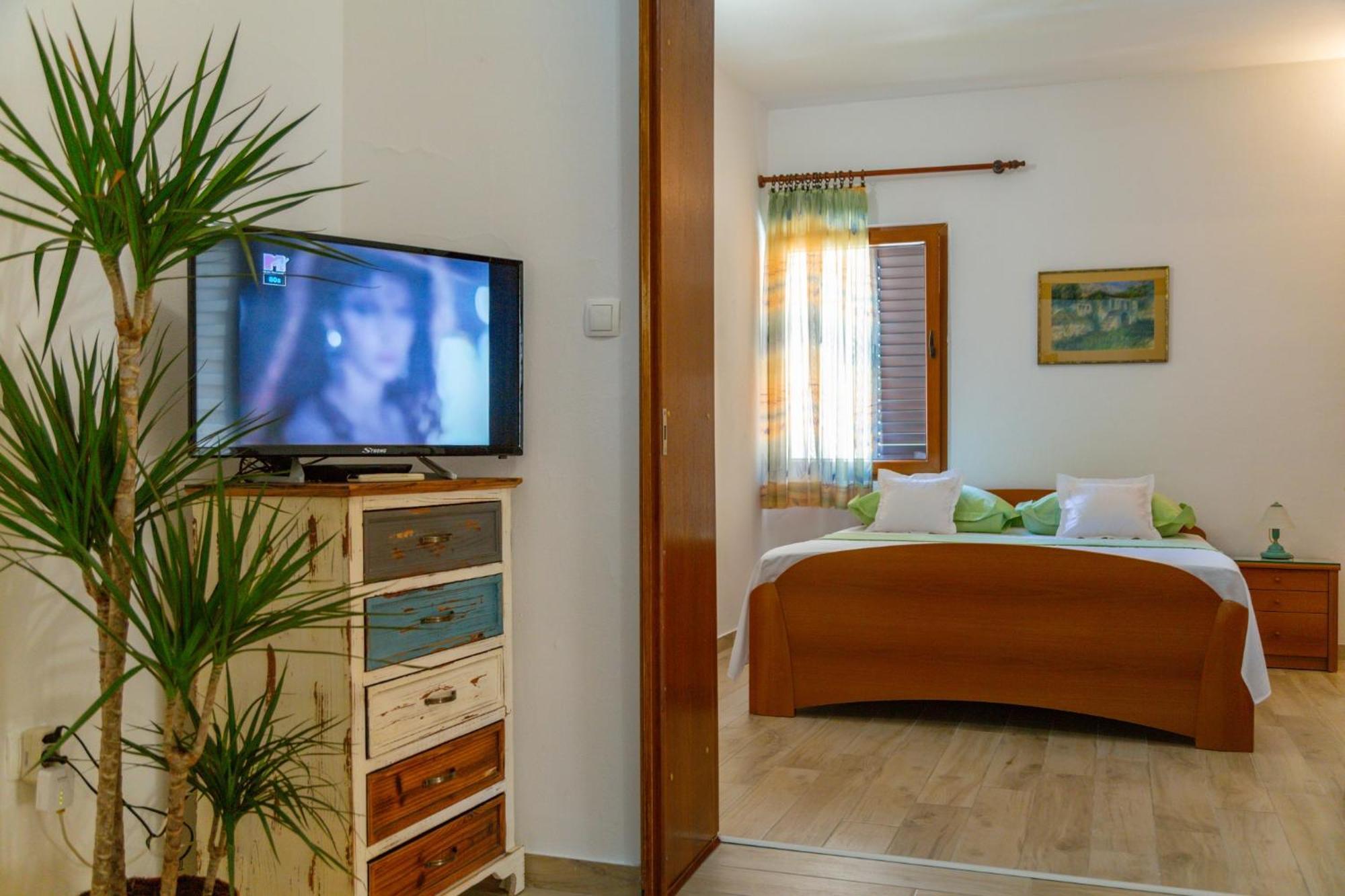 City Center Ana Apartments ماكارسكا المظهر الخارجي الصورة