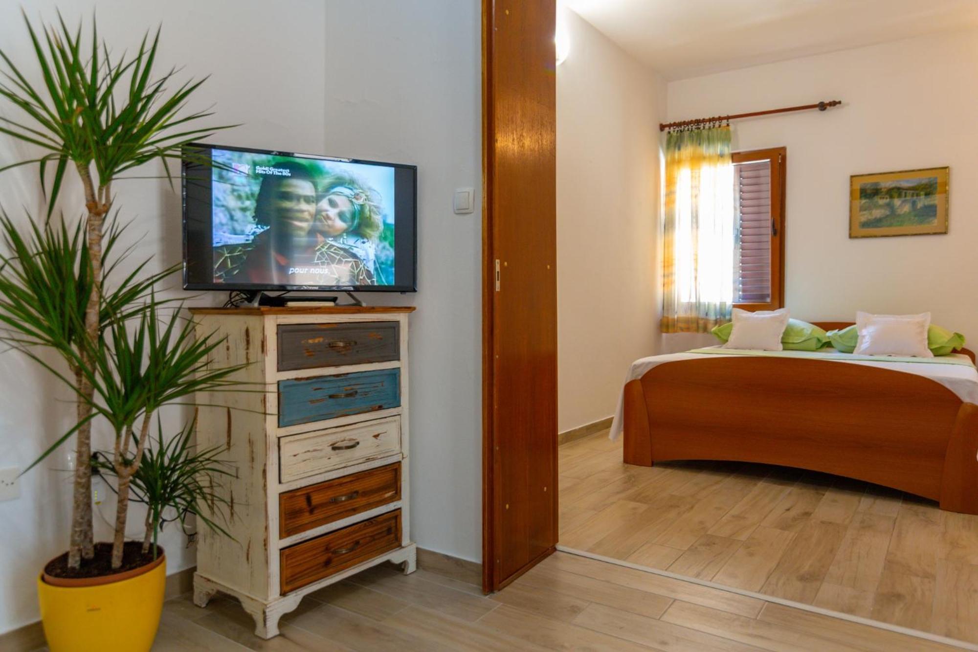 City Center Ana Apartments ماكارسكا المظهر الخارجي الصورة